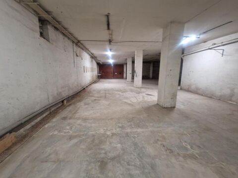 Entrepôts fonctionnels situés sur l'Axe Nationale 3/Porte de Pantin 2649 93000 Bobigny