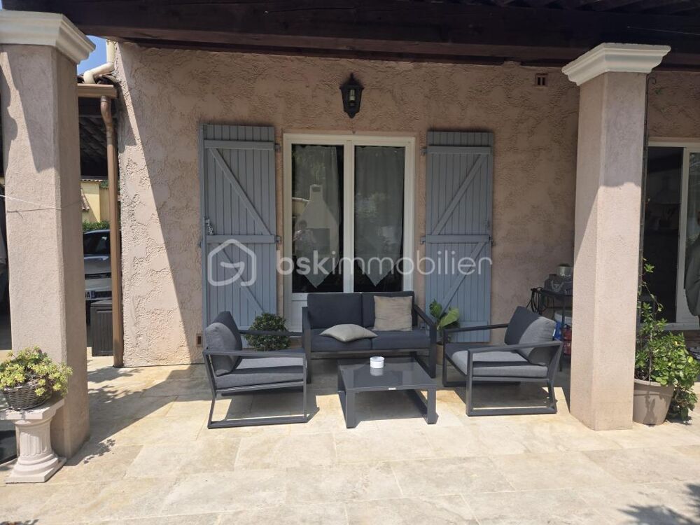 à vendre  Propriété/château Antibes (06600)