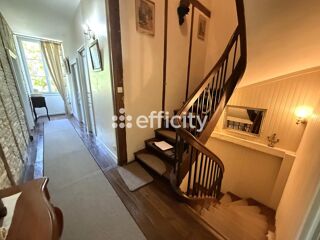  Maison � vendre 6 pi�ces 205 m�