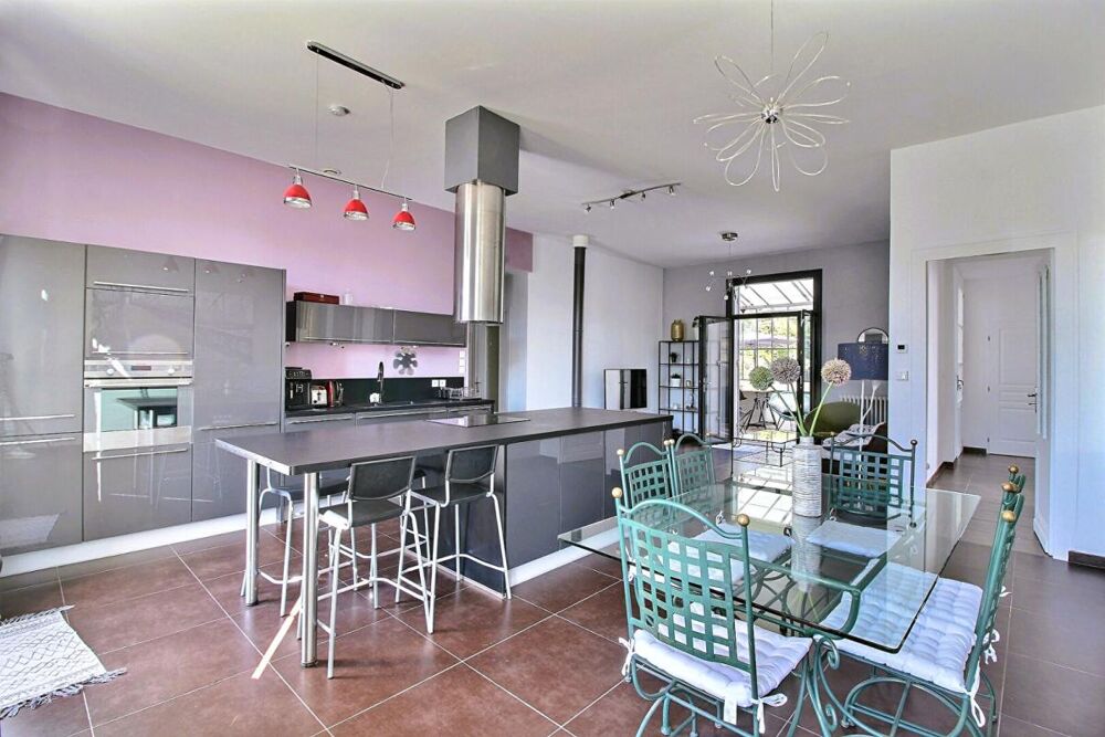 Vente Maison MAISON DE CARACTERE EN PIERRE 134 M², 5 PIECES MARGAUX CENTRE Margaux cantenac