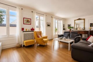 Maison à vendre 8 pièces 227 m²