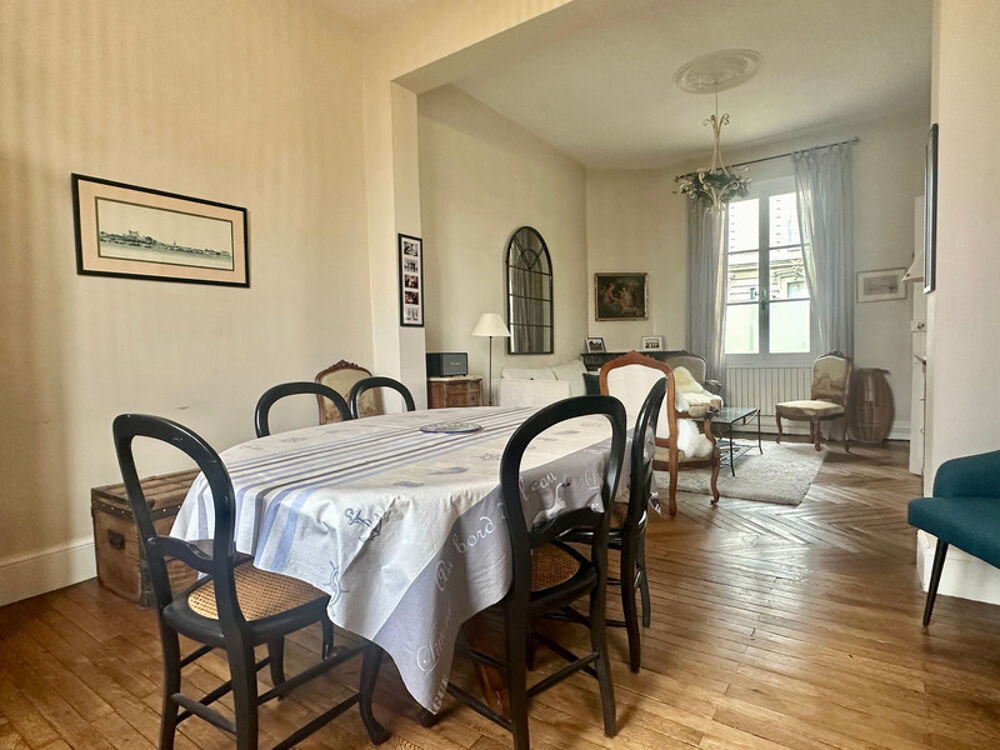 Vente Maison A vendre - Centre de ville de Saumur (49400) maison en pierre de tuffeaux - 5 chambres - Jardin - 152 m² Saumur