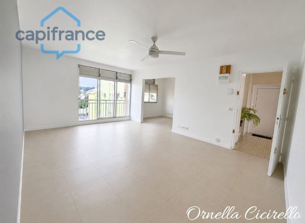 Appartement à vendre Petit-Bourg Bourg  86 m²  3 chambres + espace modulable  Parking