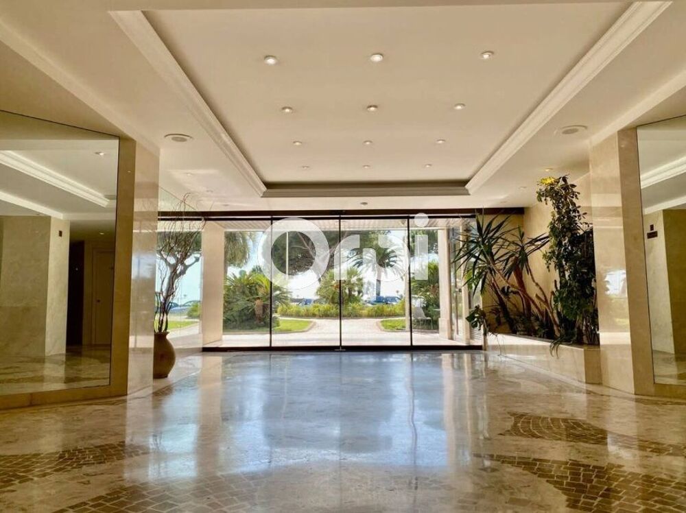 � vendre  Appartement Antibes (06600)