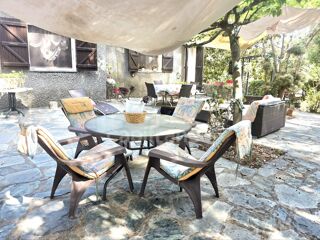  Villa à vendre 8 pièces 200 m²