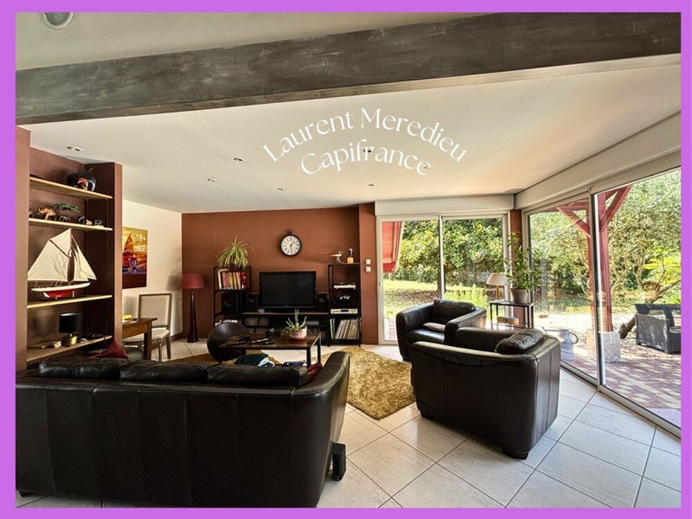 Maison familiale 170 m²  5 chambres  Pièce de vie 56 m²  Terrain 2 500 m² avec garage de 100 m²