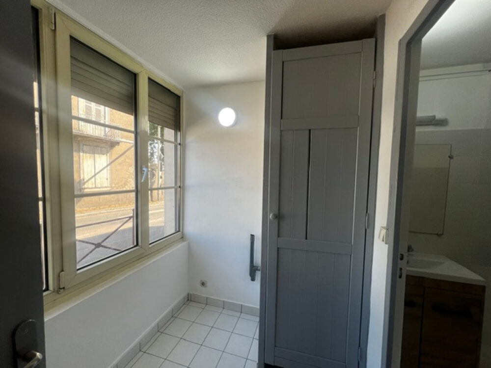 Location Appartement Appartement à louer 2 pièces SEICHES SUR LE LOIR (49) Seiches sur le loir