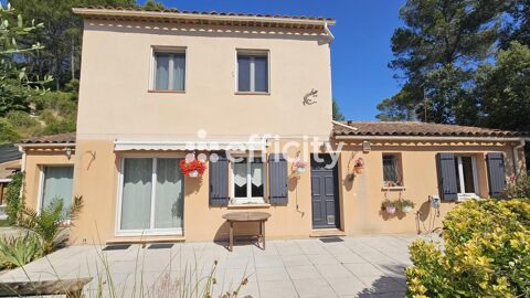   Maison Maison - 8 pièce(s) - 145 m²