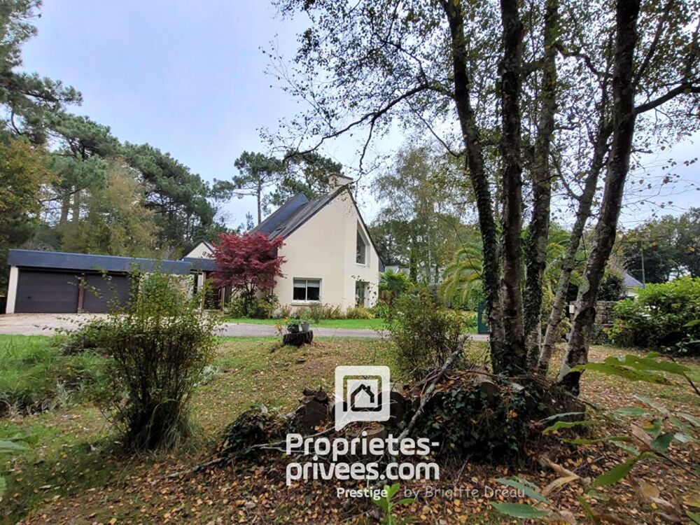 29950 CLOHARS FOUESNANT Maison contemporaine 6 pièce(s) 183 m2 environ