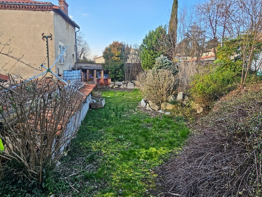 Vente Maison Maison 176 m� habitables - jardin - cour - grange  CHAURIAT (63) Chauriat