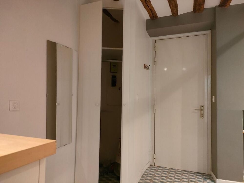 Vente Appartement Studio de charme refait à neuf- Faubourg Saint-Antoine-vendu loué- Paris 11