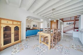  Maison à vendre 10 pièces 271 m²