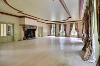  Propriété/château à vendre 15 + pièces 613 m²