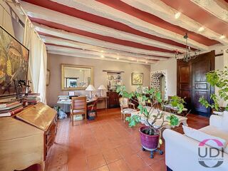  Propri�t�/ch�teau � vendre 9 pi�ces 352 m�