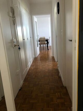  Appartement à louer 2 pièces 50 m²
