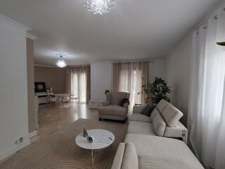  Villa à vendre 8 pièces 284 m²