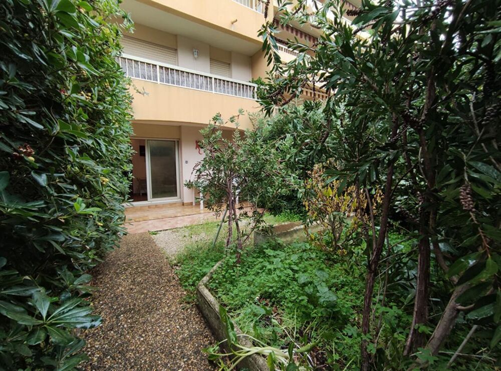 Vente Appartement Studio avec jardin Bormes Les Mimosas 1 pice 20 m - 140 000 Euros - Bormes les mimosas