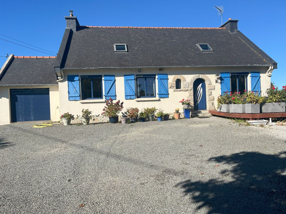 Vente Maison Maison Kerien 6 pièce(s) 120 m2 Kerien