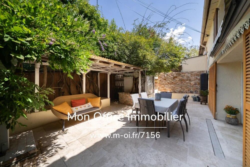 Référence : 7156-GBE - Maison mitoyenne, 4 chambres, garage et terrasses