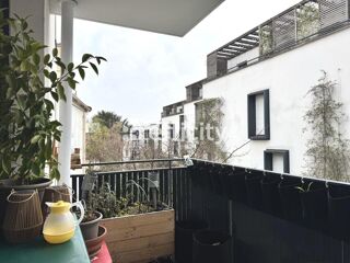  Appartement � vendre 4 pi�ces 77 m�