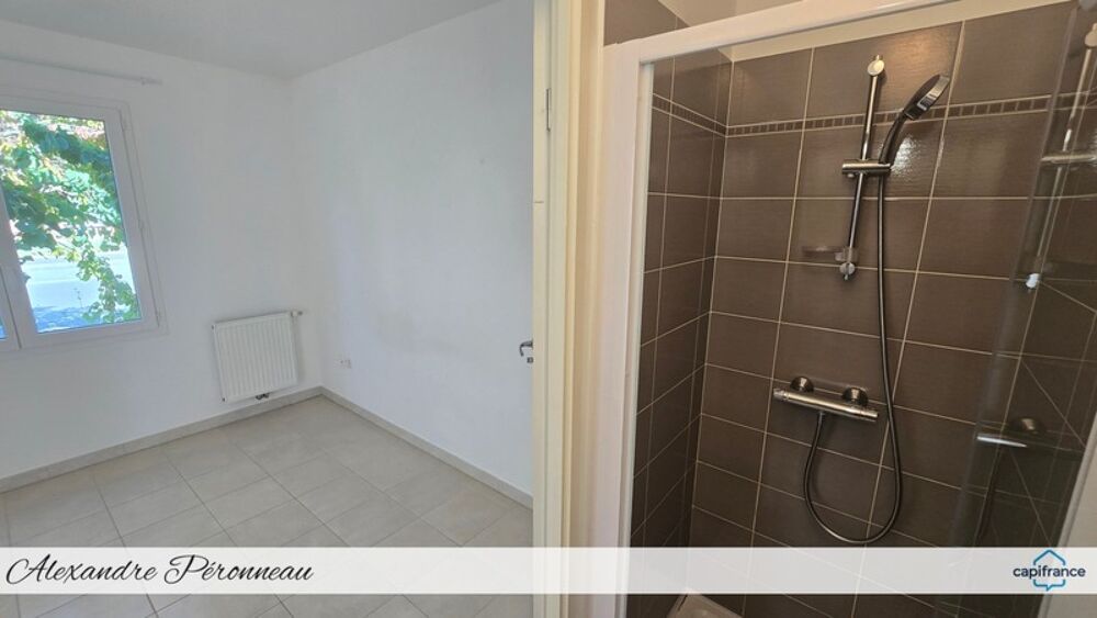 Vente Maison Lagord - Maison récente 3 chambres aux normes PMR, avec jardins, garage et stationnements, au calme à deux pas de La Rochelle Lagord