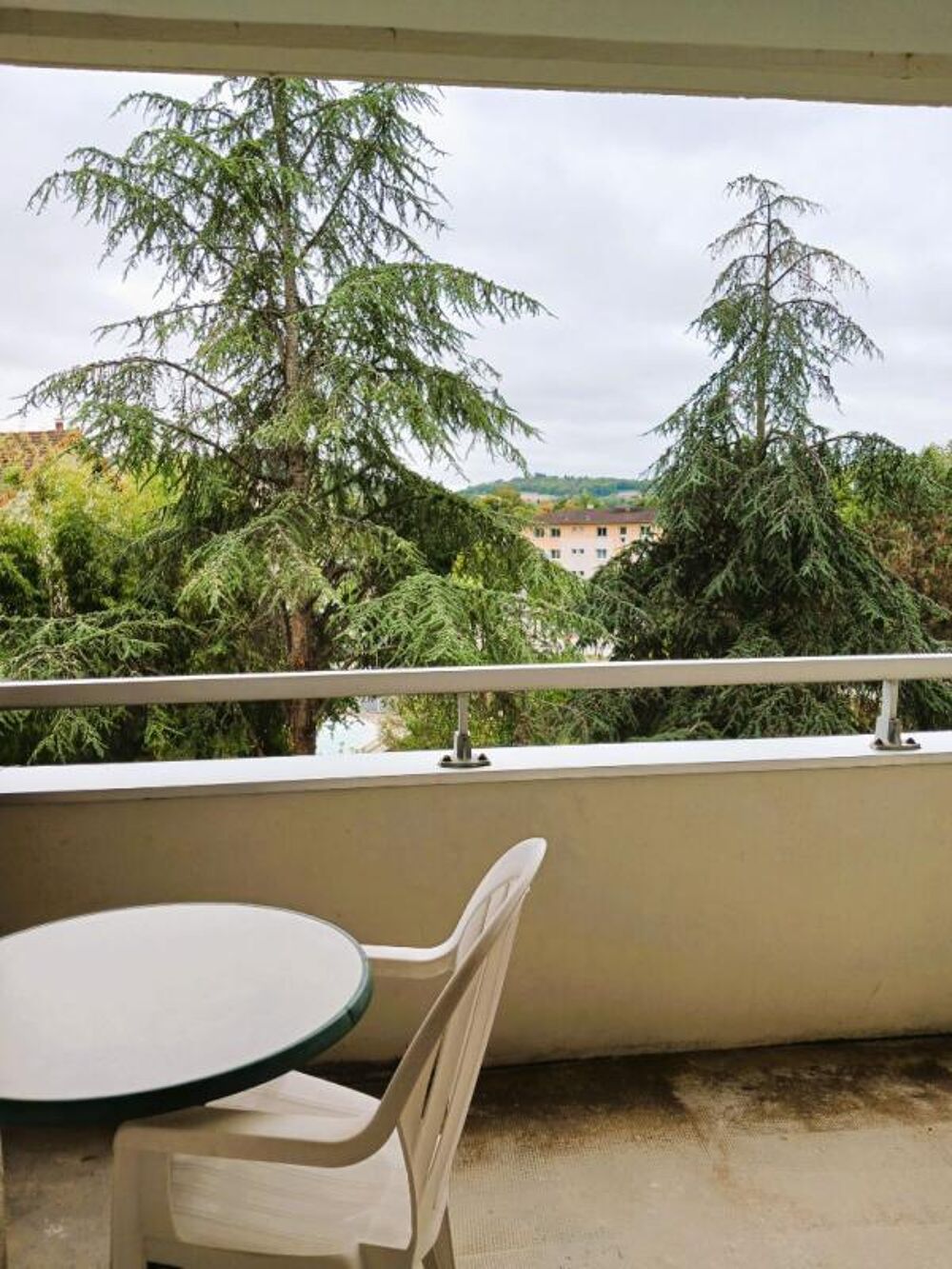 Appartement Lons Le Saunier 2 pièce(s) ascenseur balcon