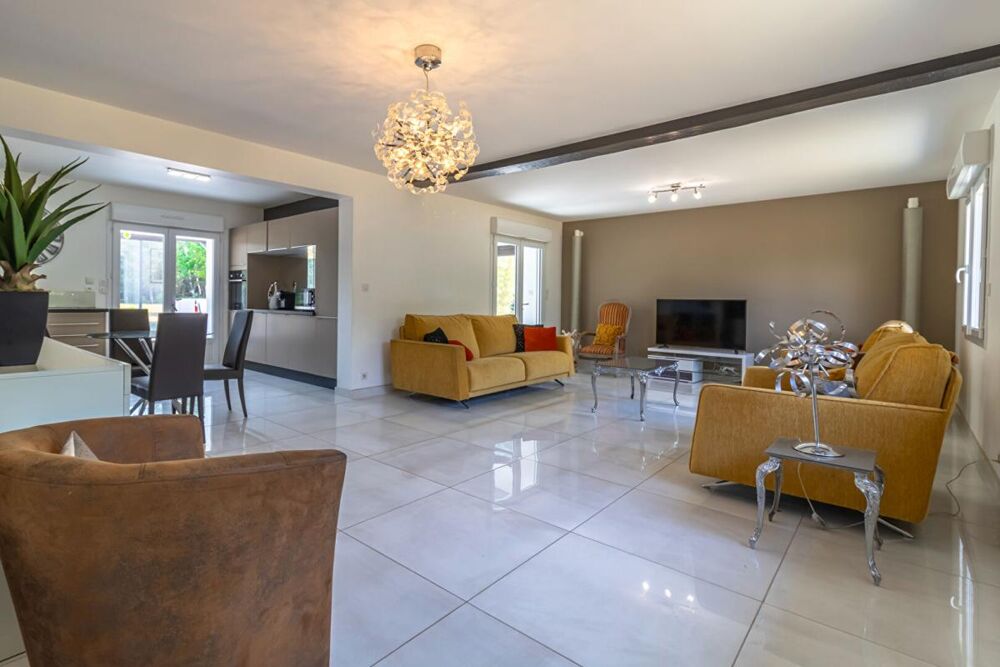 Vente Maison Maison Romorantin Lanthenay 9 pièce(s) 190 m2 Romorantin lanthenay