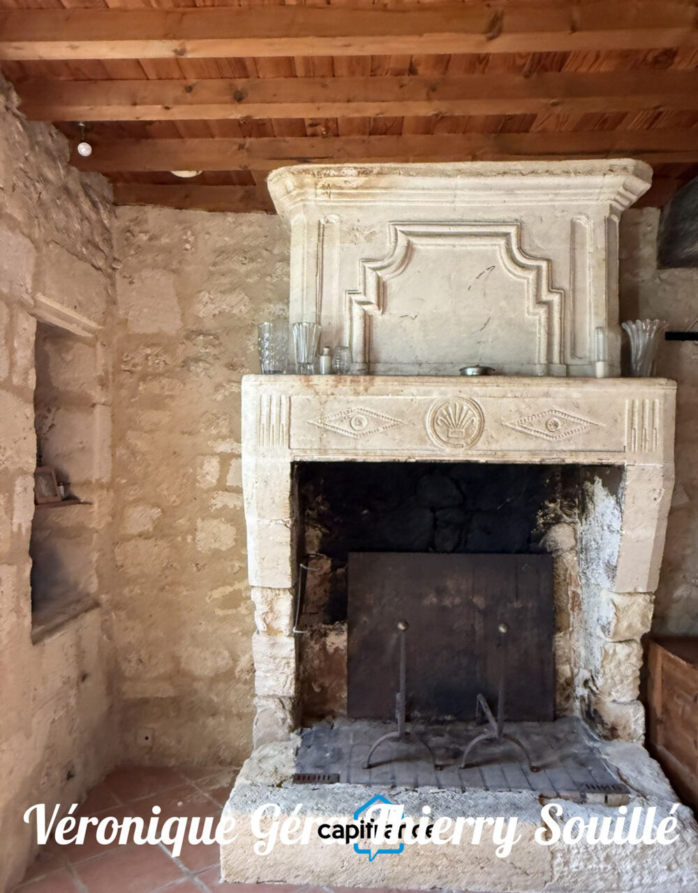 Vente Maison Maison en pierre de 114 M² partagée entre Histoire et Modernité Lussac