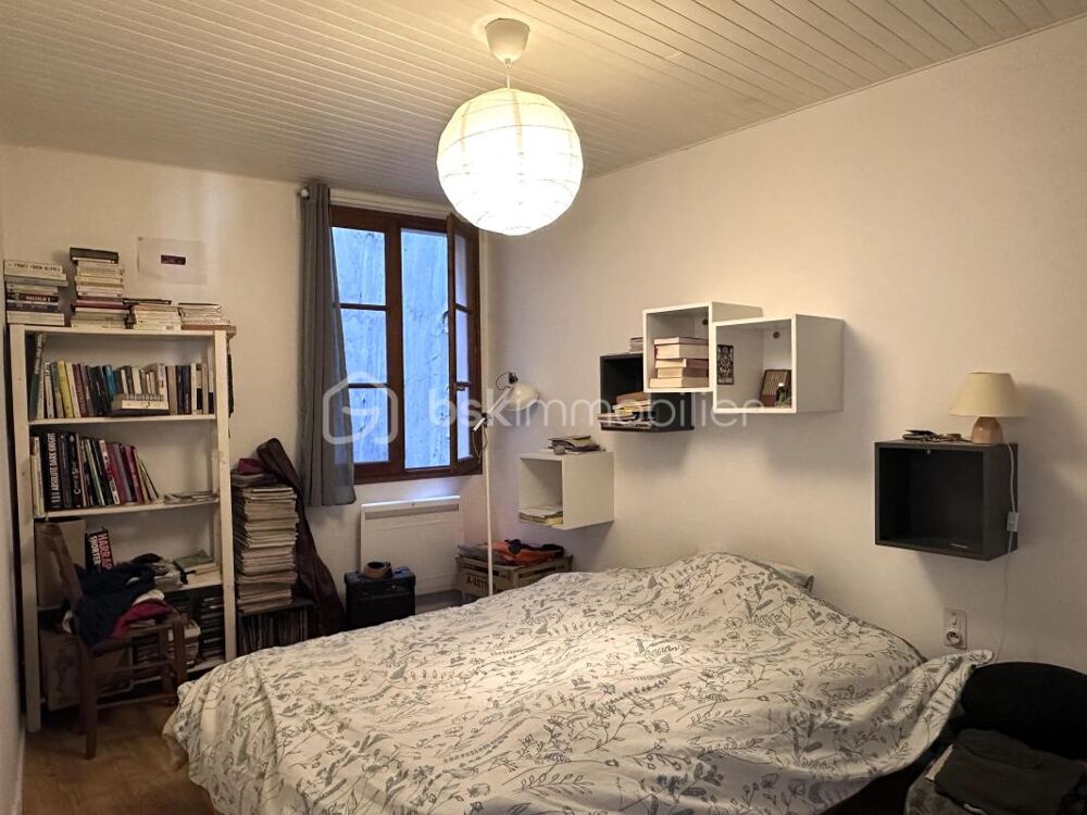 À découvrir, 3 pièces rue Plauchud, à proximité immédiate de la place Saint-Michel