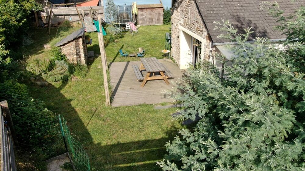 MAISON EN PIERRE PLAIN-PIED 4 CHAMBRES + BUREAU + DEPENDANCES + JARDIN