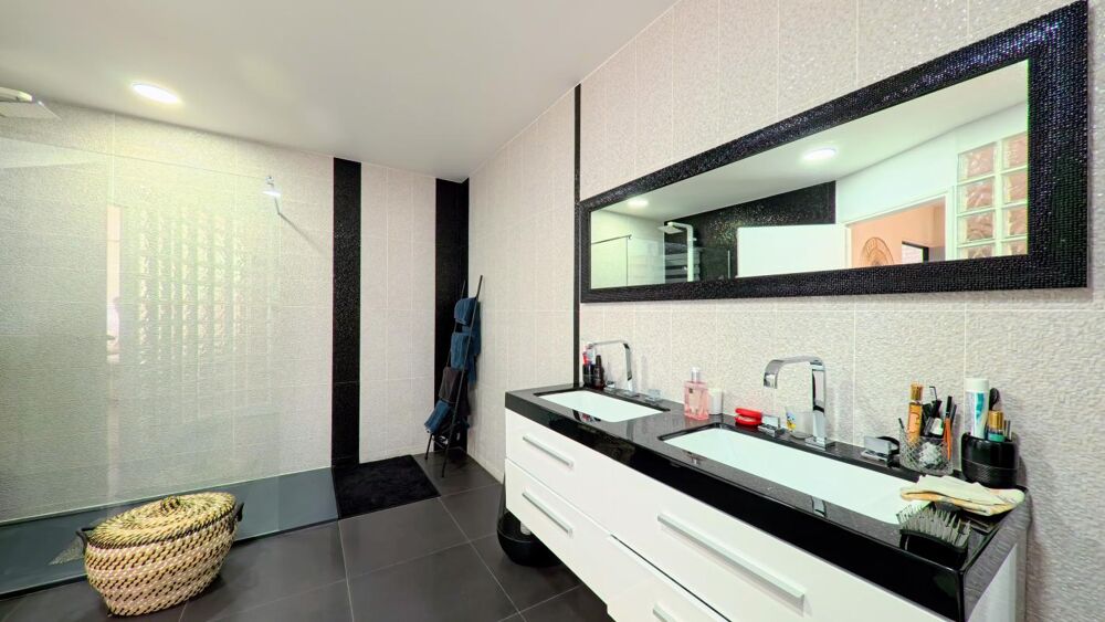 à vendre  Maison Chennevières-sur-Marne (94430)