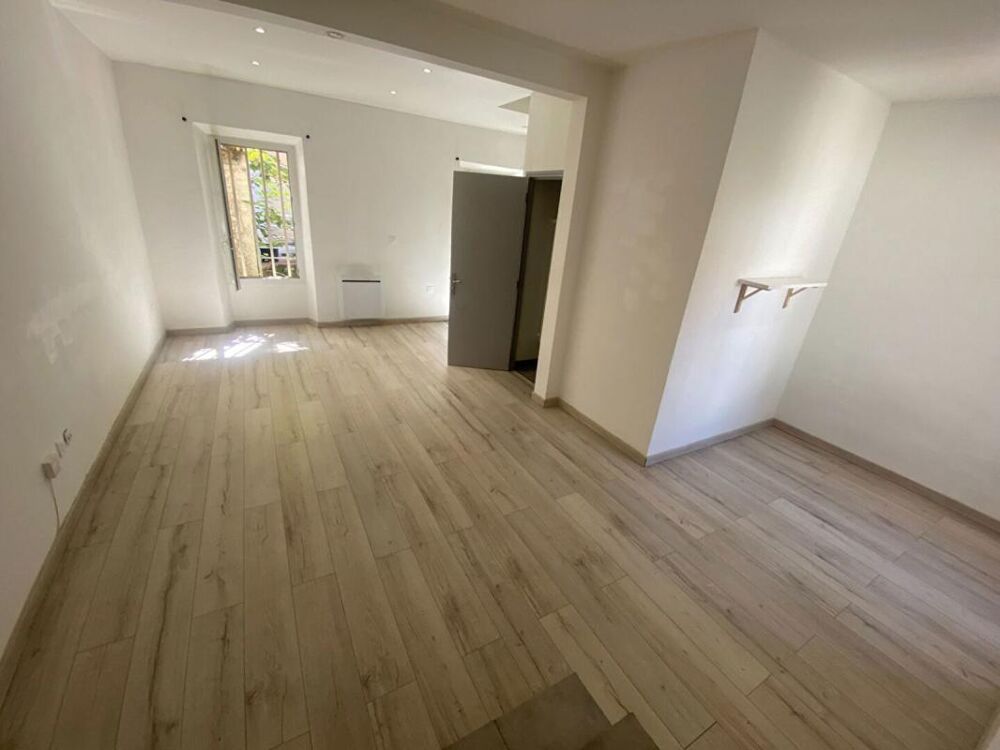 Location Appartement Studio 29m2 + Cave  - Chutes la vie 13004 Marseille Marseille 4