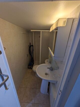  Appartement à louer 1 pièce 28 m²