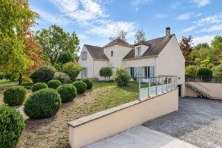  Propriété/château à vendre 8 pièces 201 m²