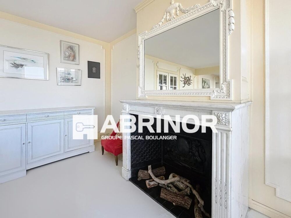 Appartement de 111 m² hab. aux pieds du tramway et du métro