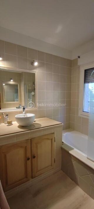  Immeuble � vendre 3 pi�ces 65 m�