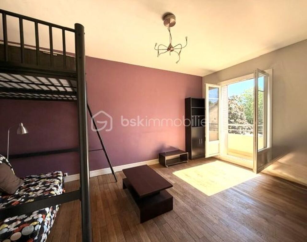 NOUVEAUTE - GRENOBLE EAUX CLAIRES - T1 LUMINEUX AVEC BALCON & CAVE
