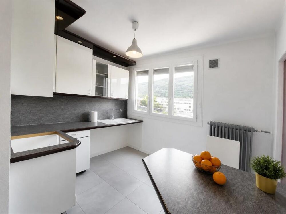 Vente Appartement Appartement 3 pièces de 73,27 m² avec balcon, loggia, parking Eybens