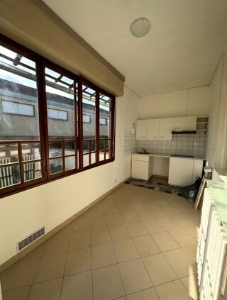  Maison à louer 3 pièces 80 m²