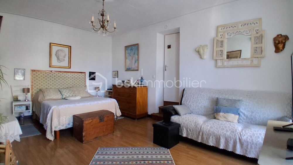 Vente Maison BAISSE DE PRIX (157000€ ) POUR CETTE MAISON 6 PIECES 118M²- Edifié sur un terrain de 340M² Tessy sur vire
