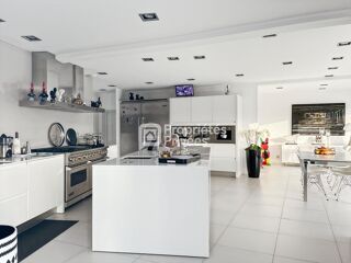  Maison à vendre 9 pièces 390 m²