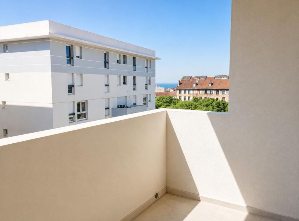 Location Appartement T2 avec balcon et parking à MARSEILLE Marseille 15