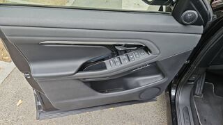 Range Rover Evoque II 2.0 Td4 150 AWD BVA9 SE - Entretien constructeur 2019 occasion 92400 Courbevoie