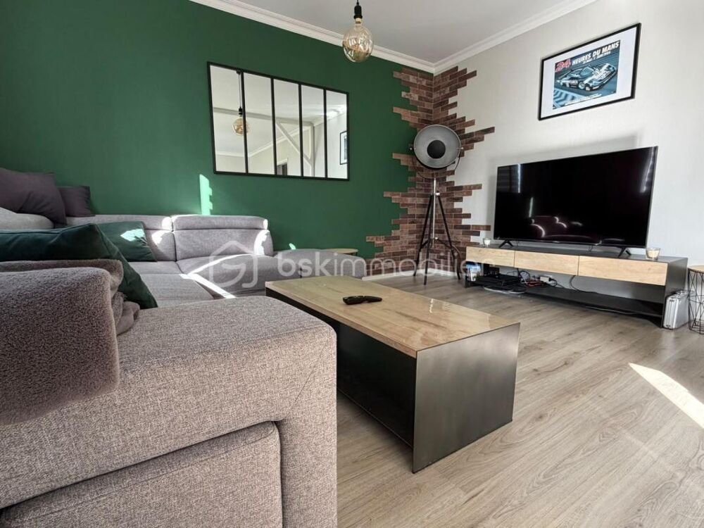 Vente Appartement LE MANS – APPARTEMENT DE 69 m² – GRAND SALON-SÉJOUR – DPE D – CAVE ET GARAGE Le mans