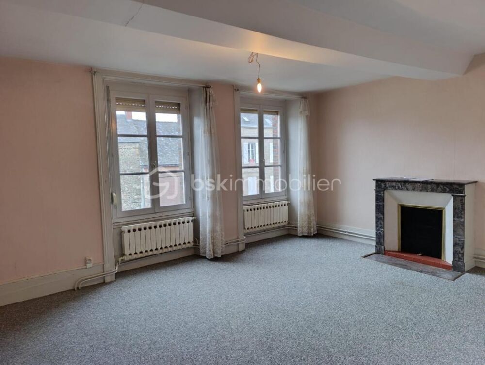 Maison de ville - 84 m2 - Pré-en-Pail