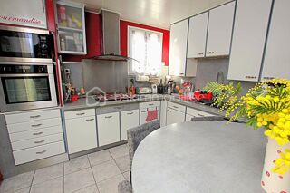  Villa  vendre 3 pices 102 m