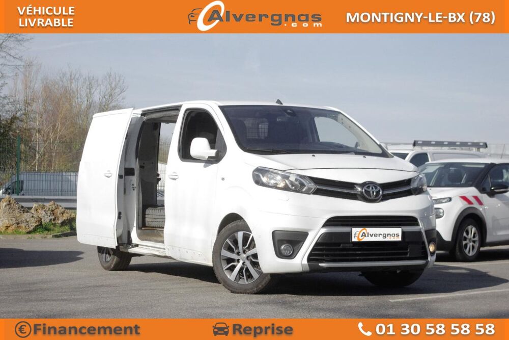 Proace FOURGON MEDIUM 115 D-4D BVM6 DYNAMIC PRIX TTC 2017 occasion 78240 Chambourcy