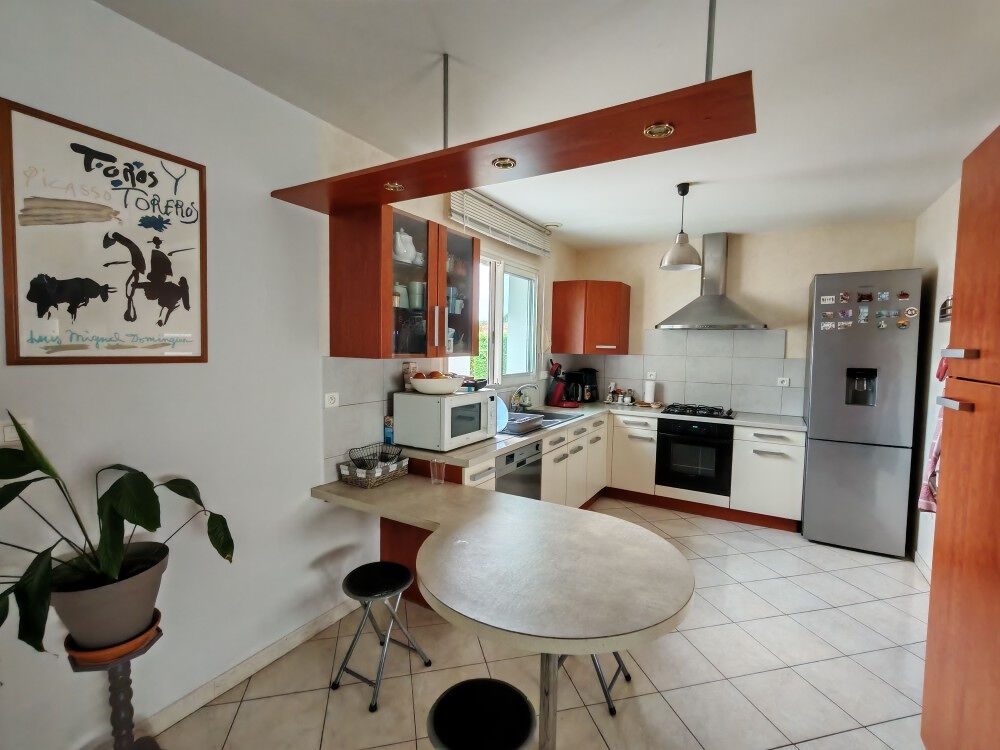 MAISON 113 M2 UTILE + ABRI VOITURE 38M2 + GARAGE 15M2