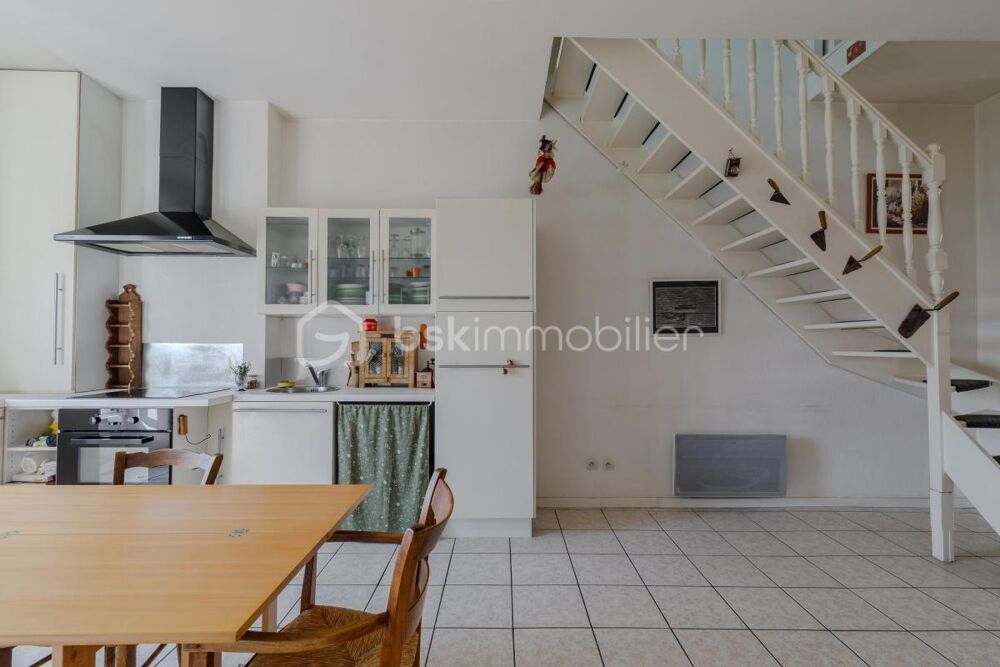 Vente Duplex/Triplex Charmant T3 traversant en duplex au sein d'une petite copropriété à MONTCHAT Lyon 3 Lyon 3