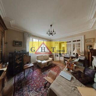  Maison � vendre 8 pi�ces 220 m�